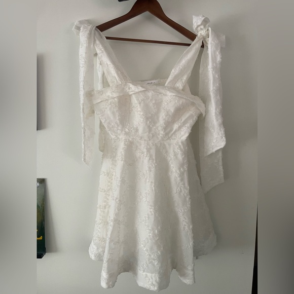 Mable - Fit & Flare Mini Dress - Picture 3 of 8